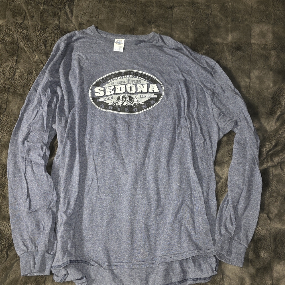 🌵4/$30- Sedona Long Sleeve Graphic Tee - Heather Navy
